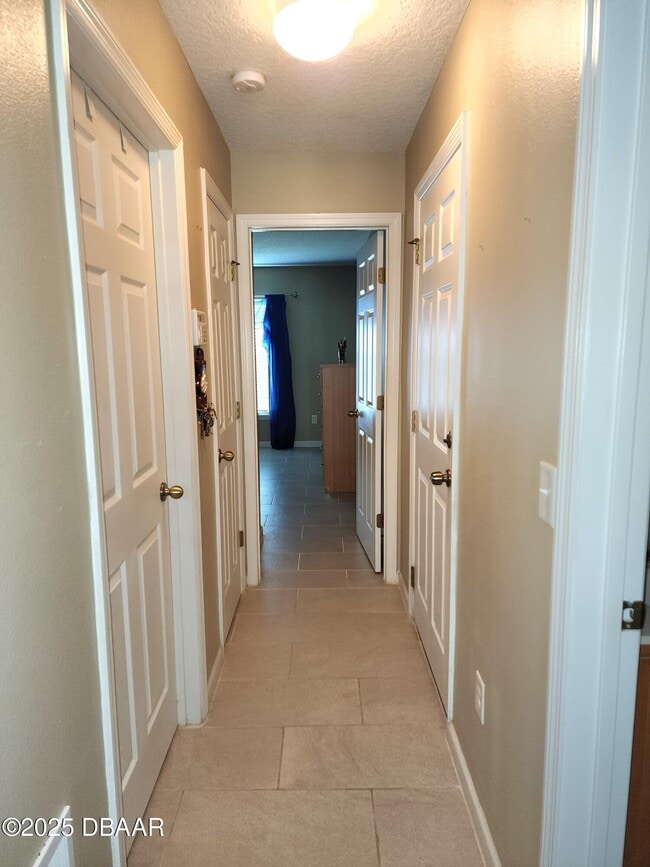 Building Photo - 260 Bayberry Lakes Blvd