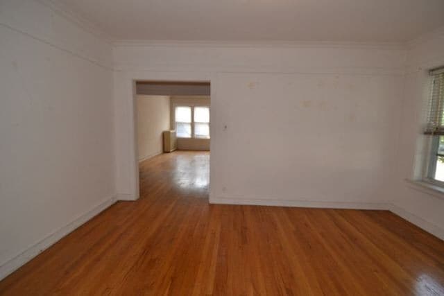 Building Photo - 5023 N Winchester Ave