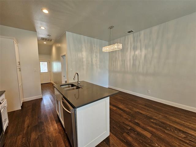 Building Photo - 3804 Eaton Dr