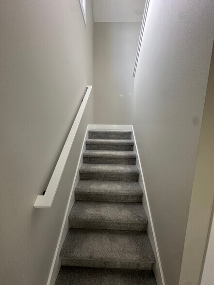 Building Photo - 4027 8th Pl