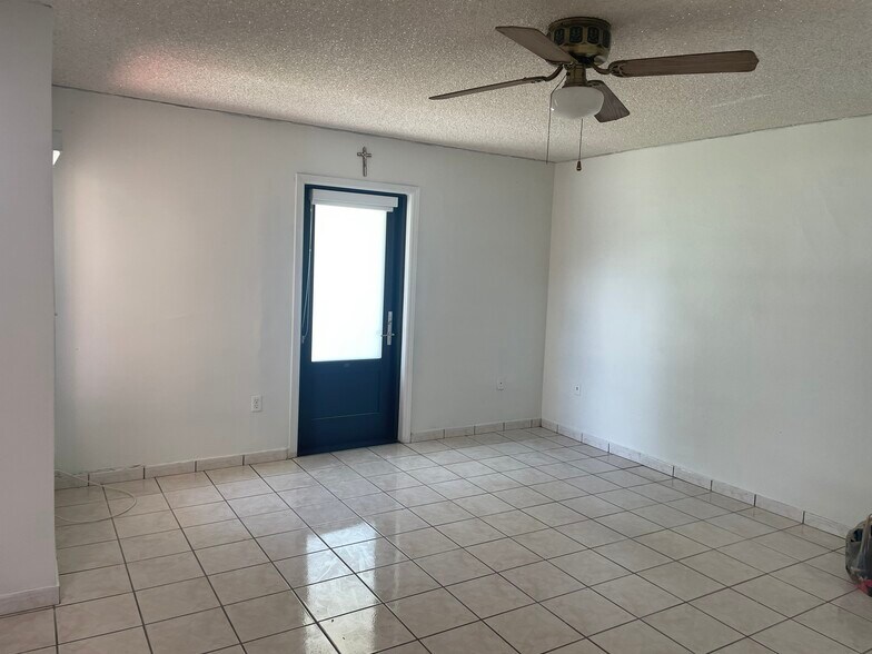 Building Photo - 1993 W 2nd Ave