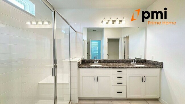 Building Photo - Spacious 3 Bedroom Home in Clermont, FL