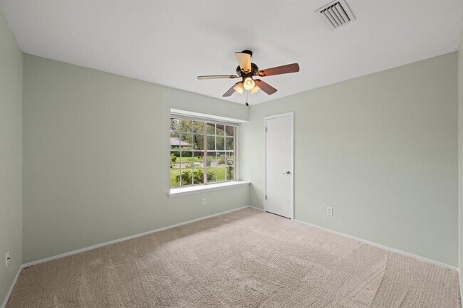 Building Photo - 4820 Marblehead Dr