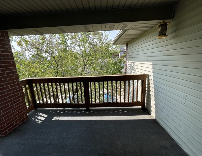 Building Photo - 2266 Holiday Rd