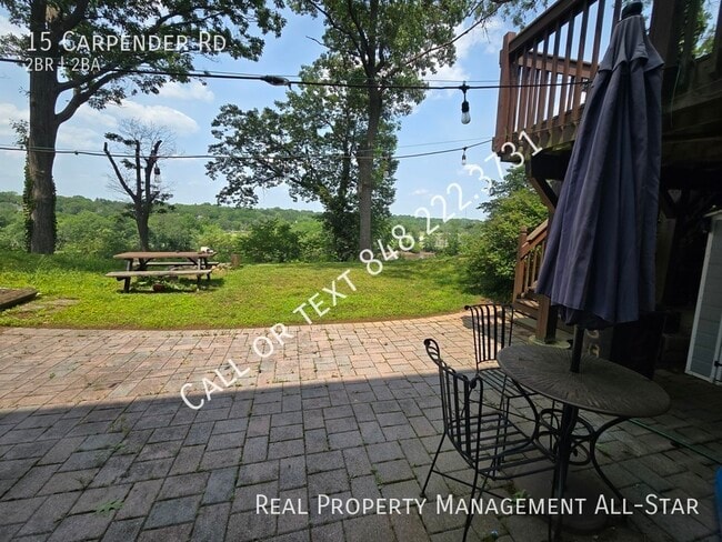 Building Photo - 15 Carpender Rd