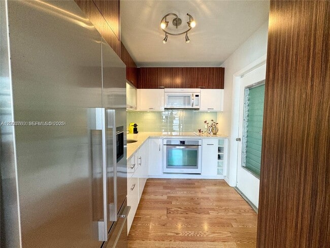 Building Photo - 1400 Pennsylvania Ave