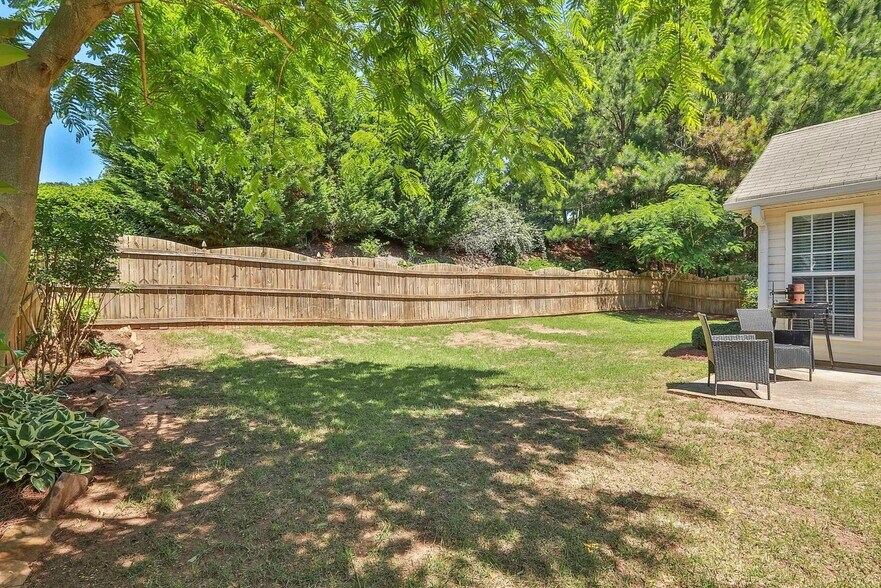 Building Photo - 195 Hunterian Pl
