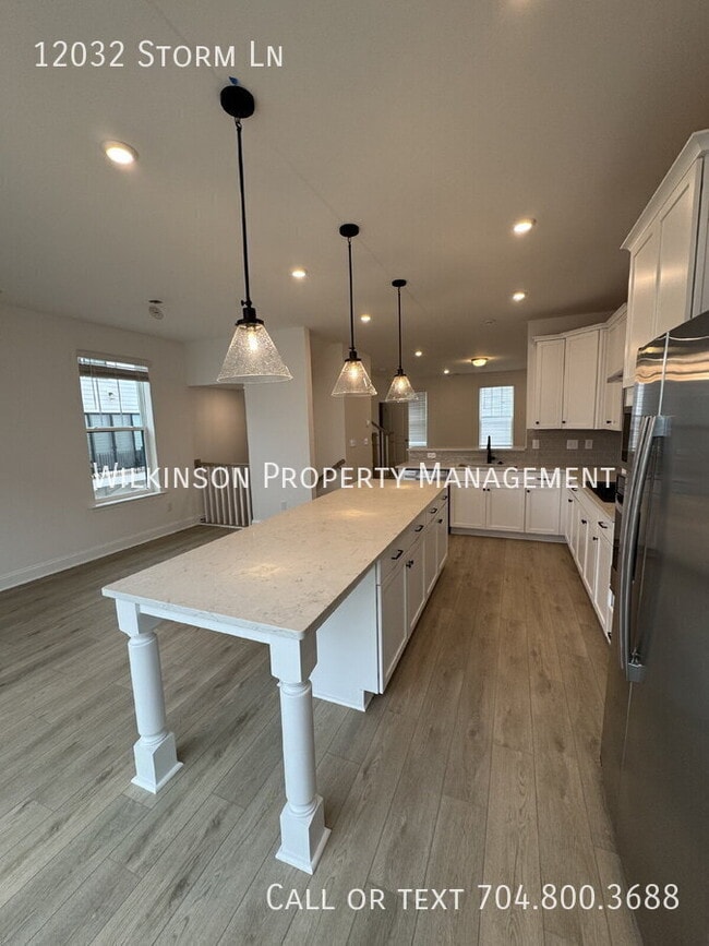 Building Photo - 12032 Storm Ln