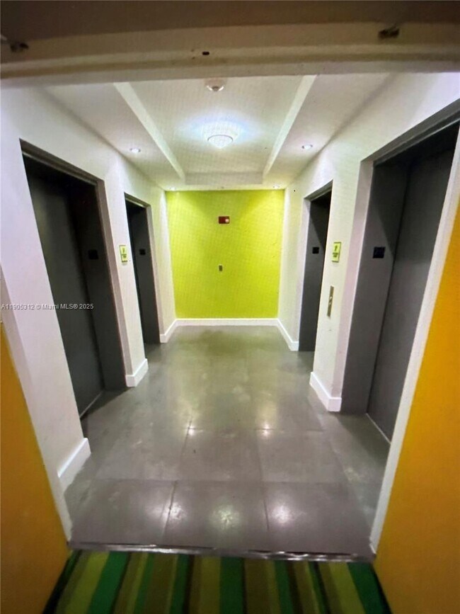 Building Photo - 133 NE 2nd Ave