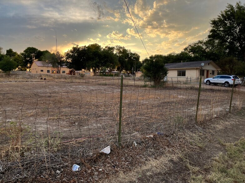 Building Photo - 201 Meade Ave