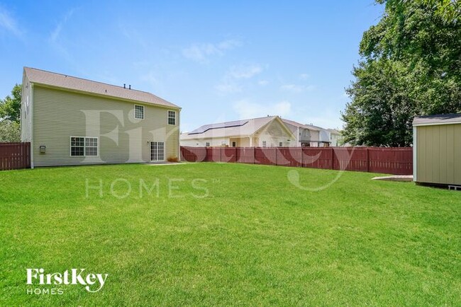 Building Photo - 5313 Silverbrook Dr
