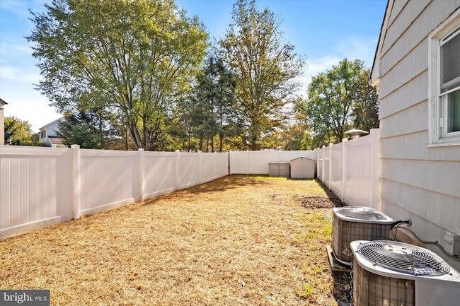 Building Photo - 45 Scattergood Ave