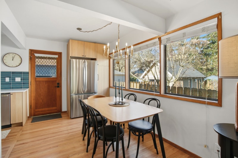 Building Photo - 5847 NE 30th Ave