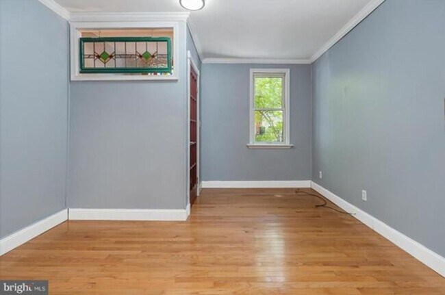 Building Photo - Enchanting Fells Point SFH 2bd/1.5ba w/ CAC, Modern Features, W/D and more! Available now