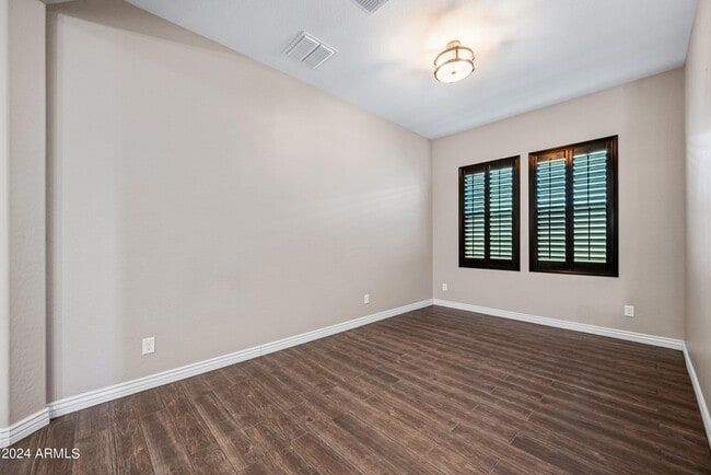 Building Photo - 3258 E Tina Dr