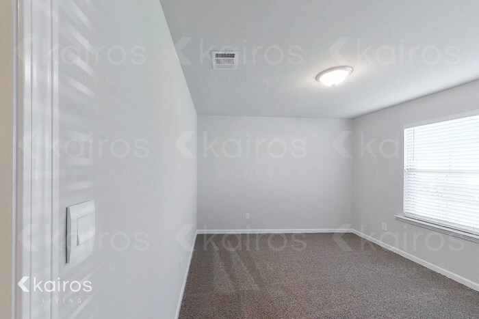 Building Photo - 11480 Brookwood Dr