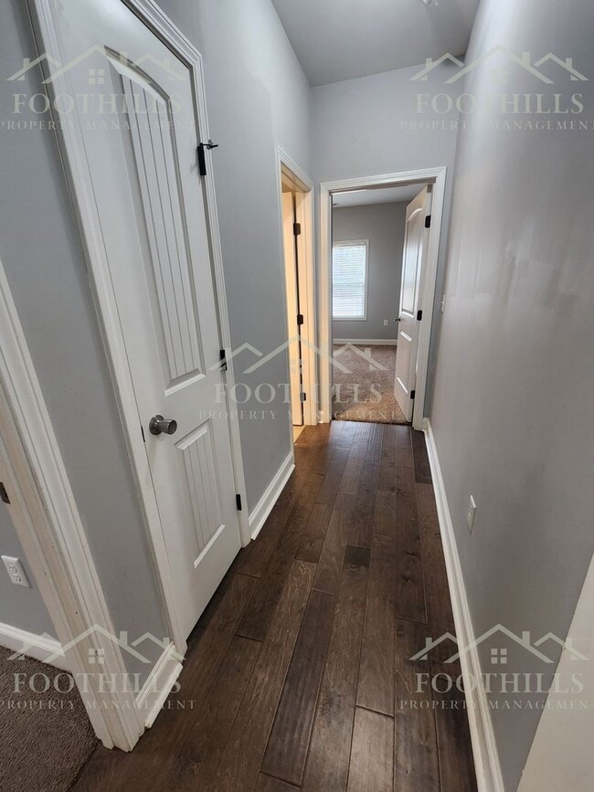 Building Photo - 1413 Dunn Rd