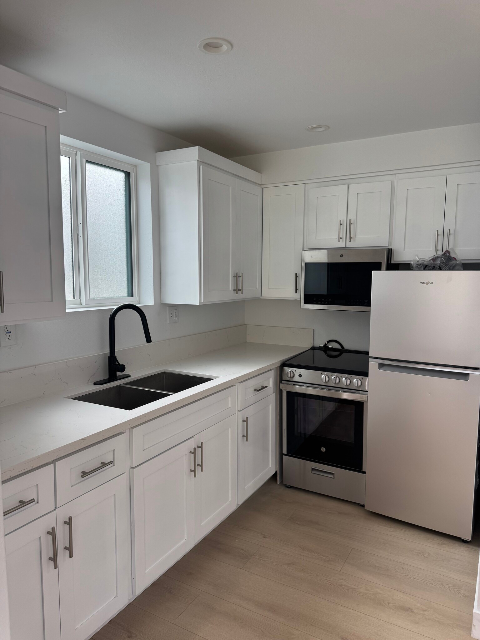 Building Photo - 4128 Leimert Blvd