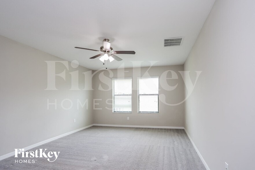 Building Photo - 9632 Sage Creek Dr