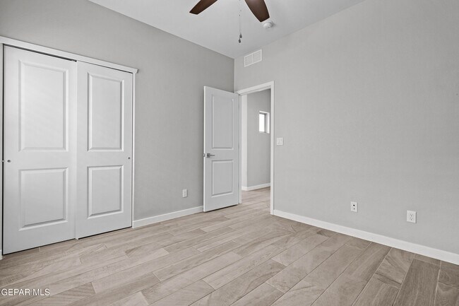 Building Photo - 7348 Mule Team Dr