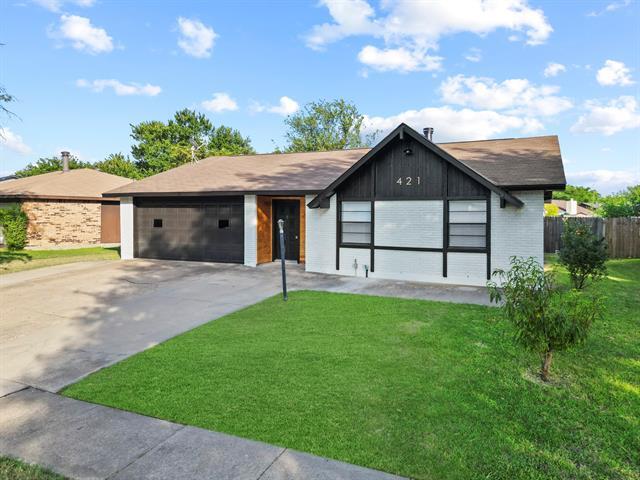 Building Photo - 421 Parkvale Ln