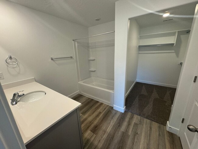 Building Photo - 1547 Ripple Rock Dr