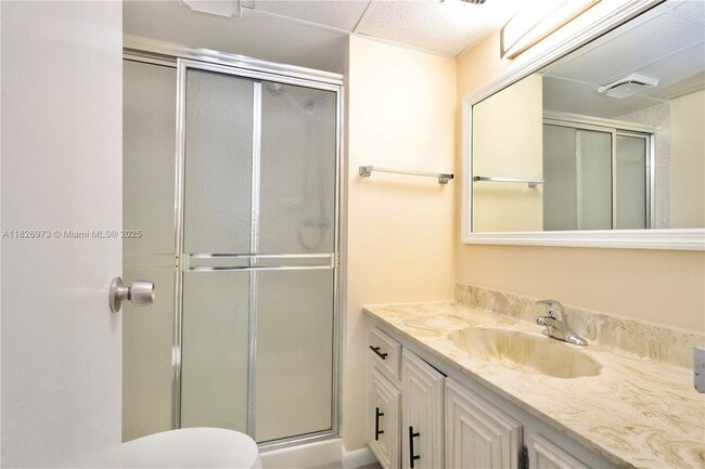 Building Photo - 2821 Somerset Dr