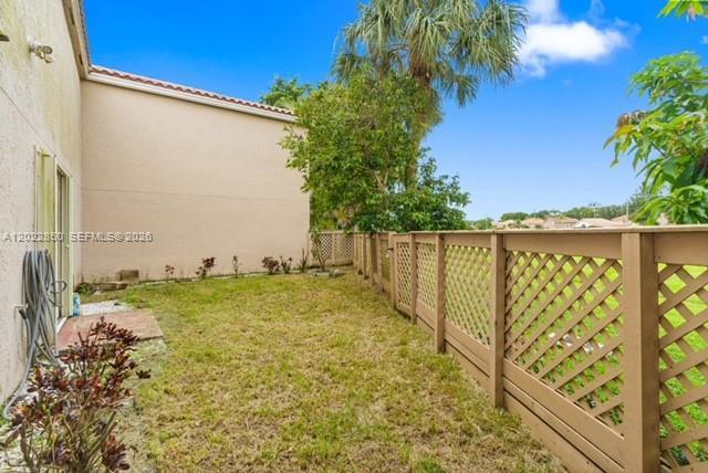 Building Photo - 11009 Mainsail Dr