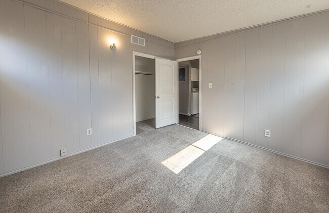 Building Photo - 4409 44th St