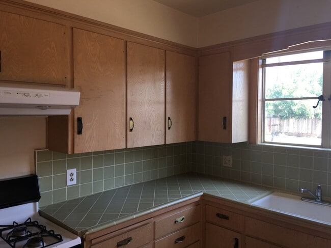 Building Photo - VOGT-120 West Pacheco