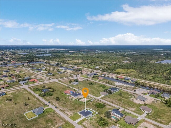 Building Photo - 3015 NW 42nd Ave