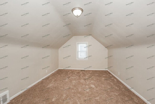 Building Photo - 3827 Salisbury Rd