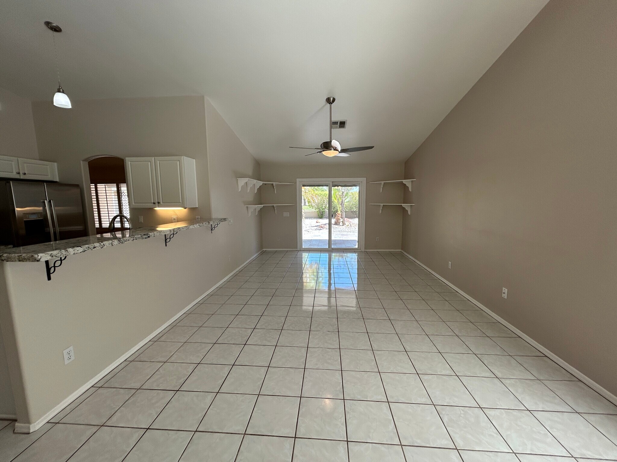 Building Photo - 7709 W Wahalla Ln