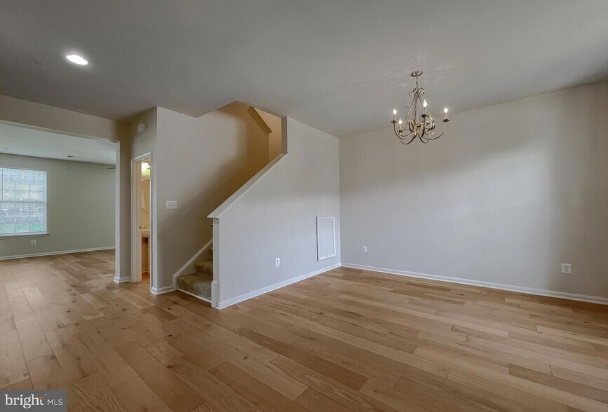 Building Photo - 44017 Swift Fox Dr