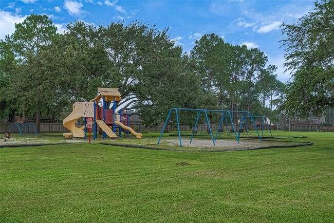 Building Photo - 14911 Sun Harbor Dr