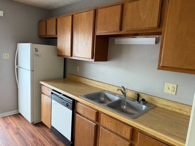 Building Photo - 2139 Dougs Way