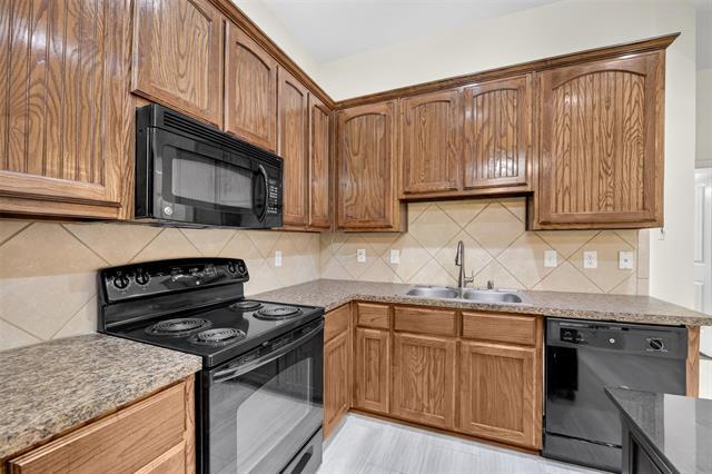 Building Photo - 2153 Colby Ln