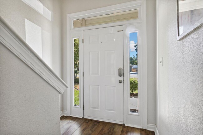 Building Photo - Oceana Area