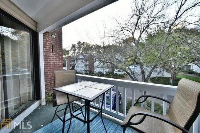 Building Photo - 1282 Keys Lake Dr NE