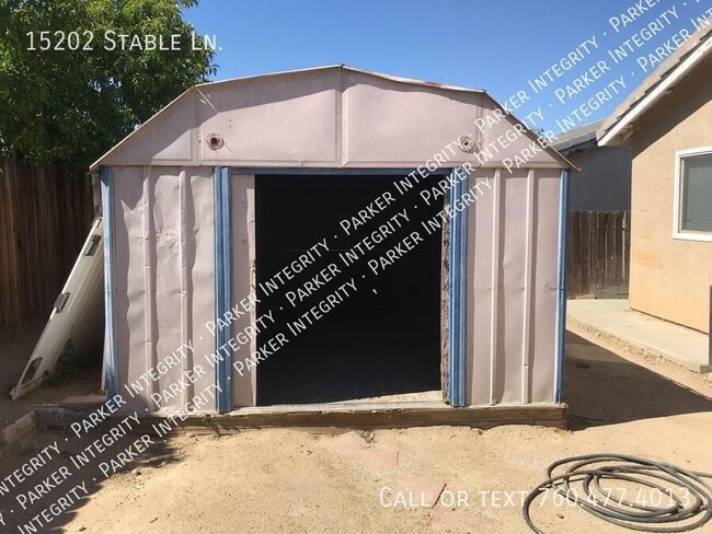 Building Photo - 15202 Stable Ln