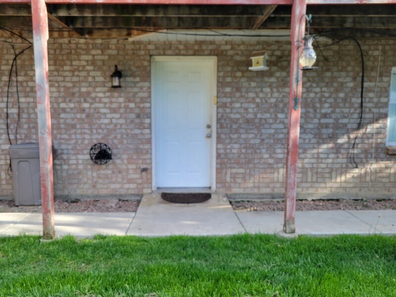 Building Photo - 777 E 1100 N