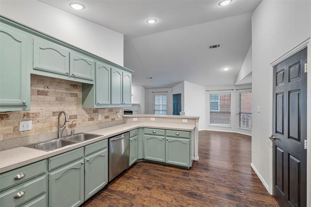 Building Photo - 2709 Mountain Lion Dr