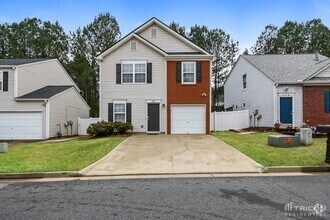 Building Photo - 250 Oak Grove Way