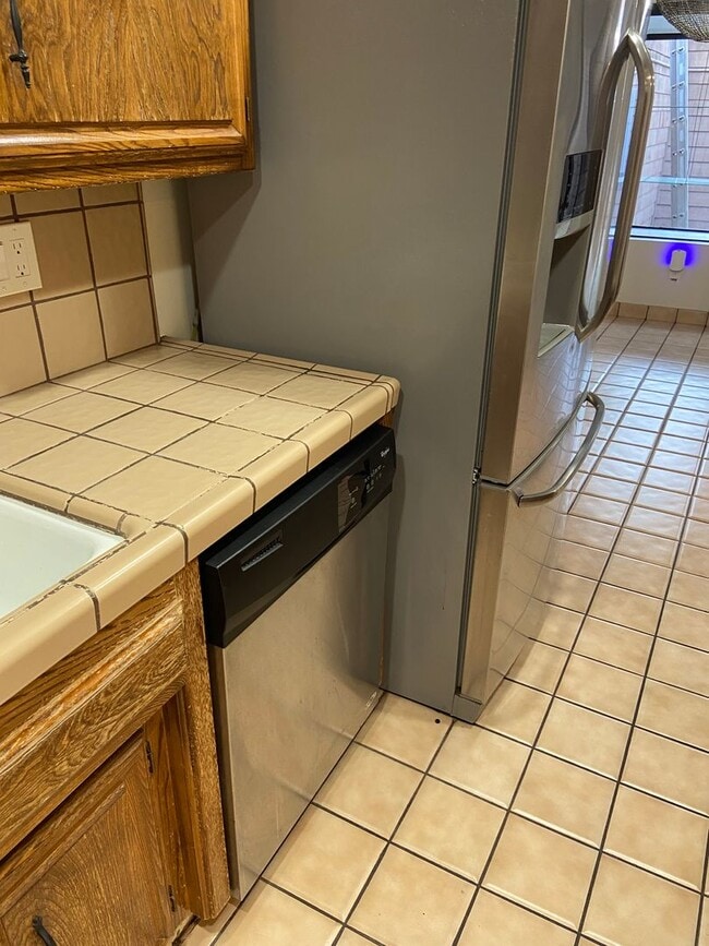 Building Photo - Charming 2-Bedroom, 2-Bathroom Townhome with Loft With Solar!