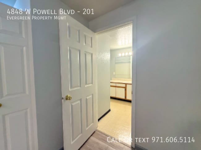 Building Photo - 4848 W Powell Blvd