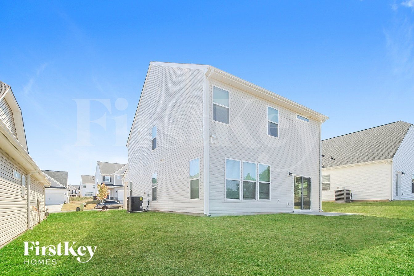 Building Photo - 412 Stonefence Dr