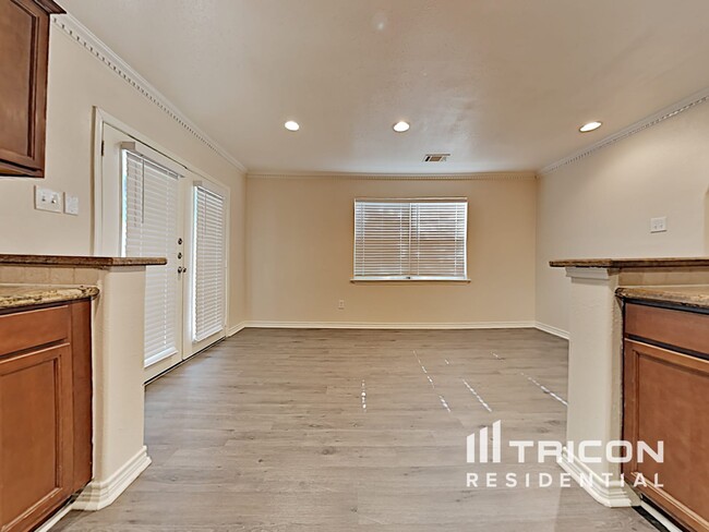Building Photo - 21114 Southern Colony Ct