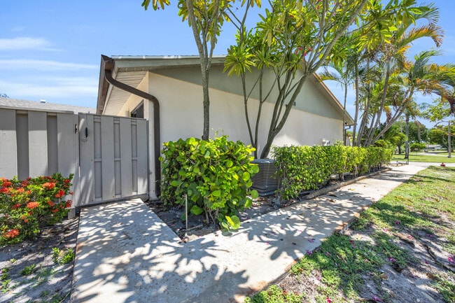Building Photo - 8010 Ambach Way