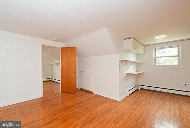 Building Photo - 559 General Muhlenberg Rd