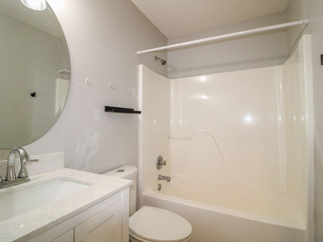 Building Photo - Nice Home in Meridianville!